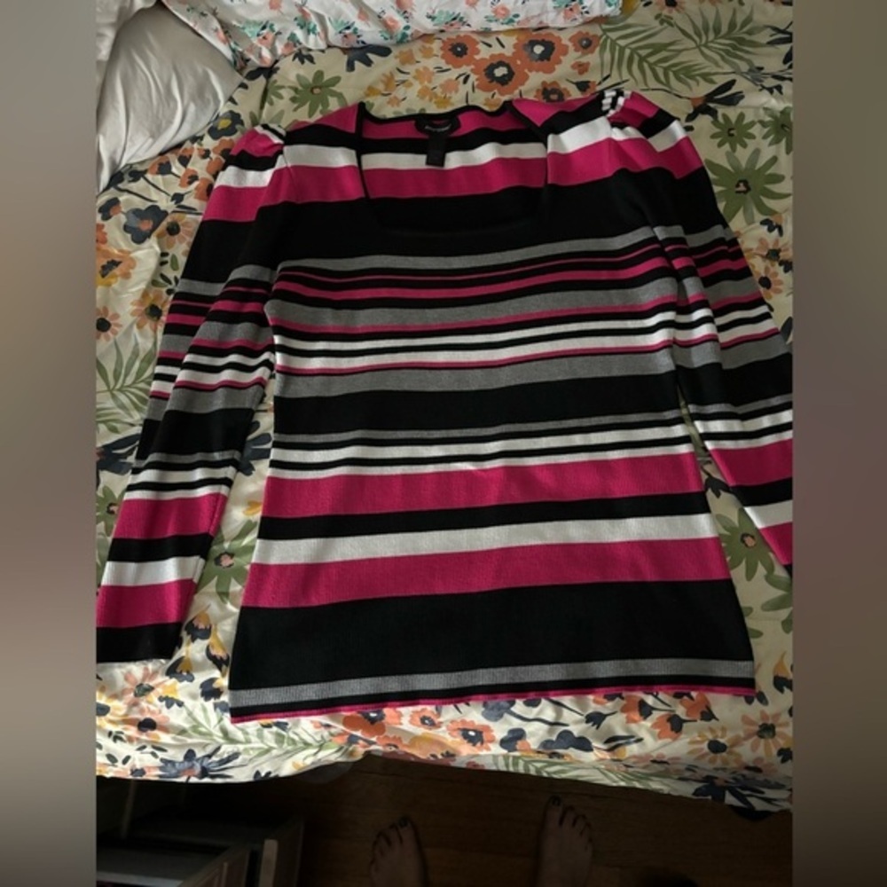 Puffed Sleeve Striped Sweater 22/24 like brand new,so pretty